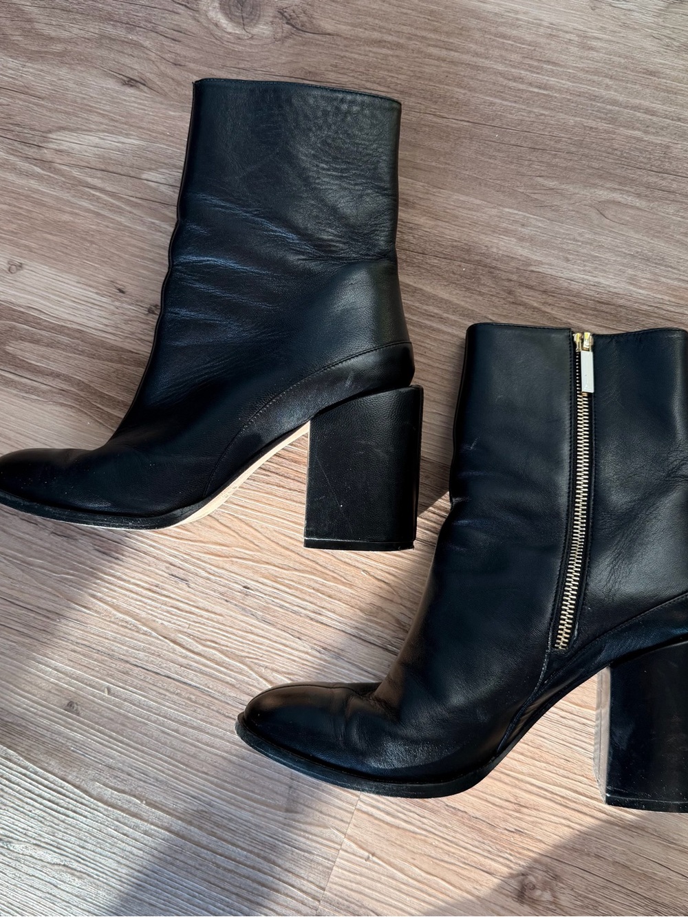 $799 Dear Frances Leather Booties Block Heel Boots 39 US 8